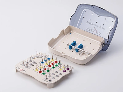 Kit quirúrgico para implantes dentales BLE